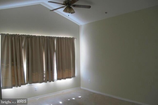 Building Photo - 9901 Boysenberry Way