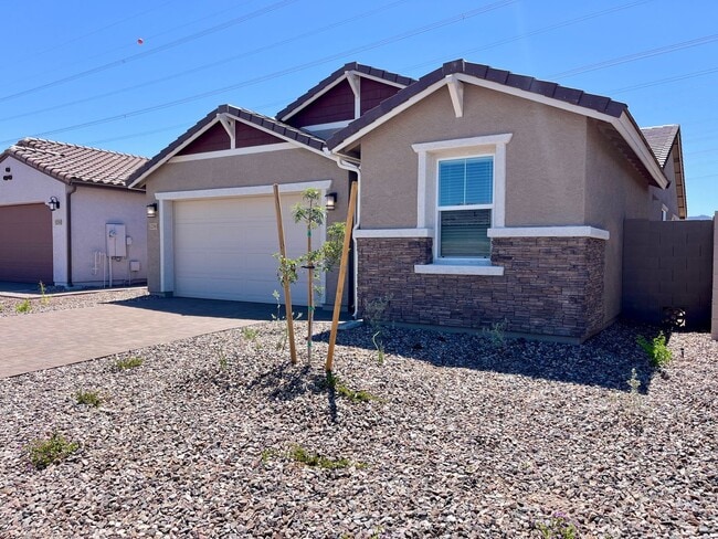 Building Photo - Alamar Subdivision 5 Bedroom Home For RENT!