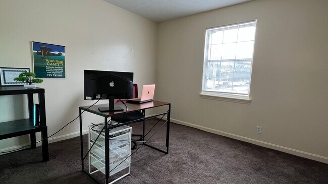 Building Photo - 9707 Balsam Way