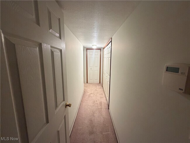 Foto del edificio - 6913 Tippecanoe Rd