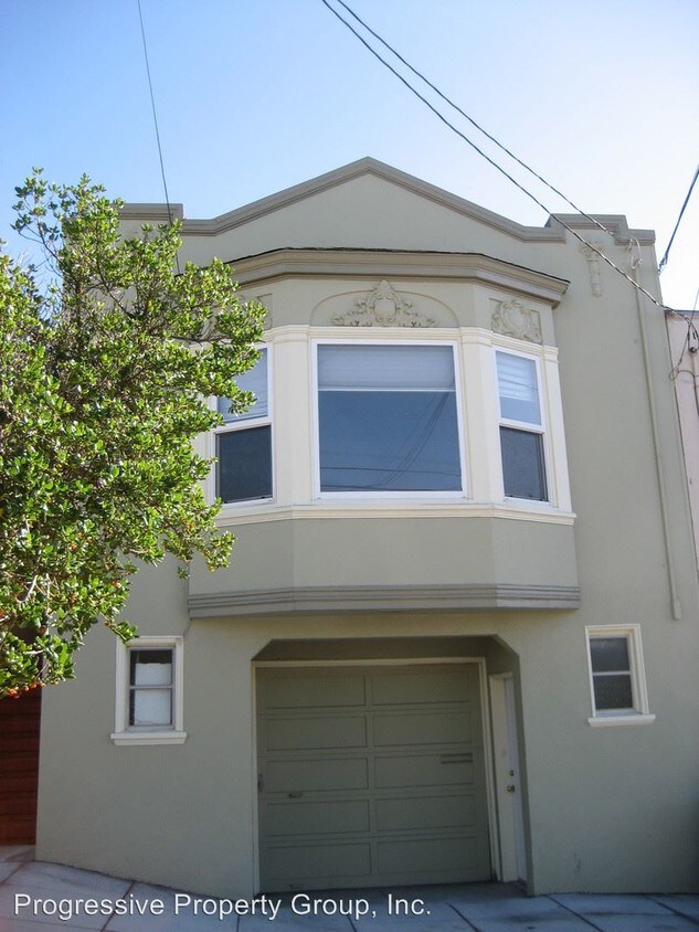 Primary Photo - 742 45th Ave