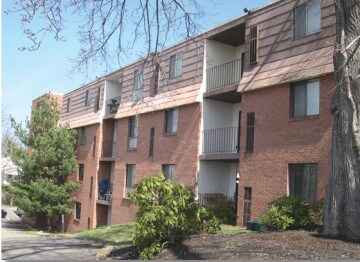 Primary Photo - 136 Sheridan Ave