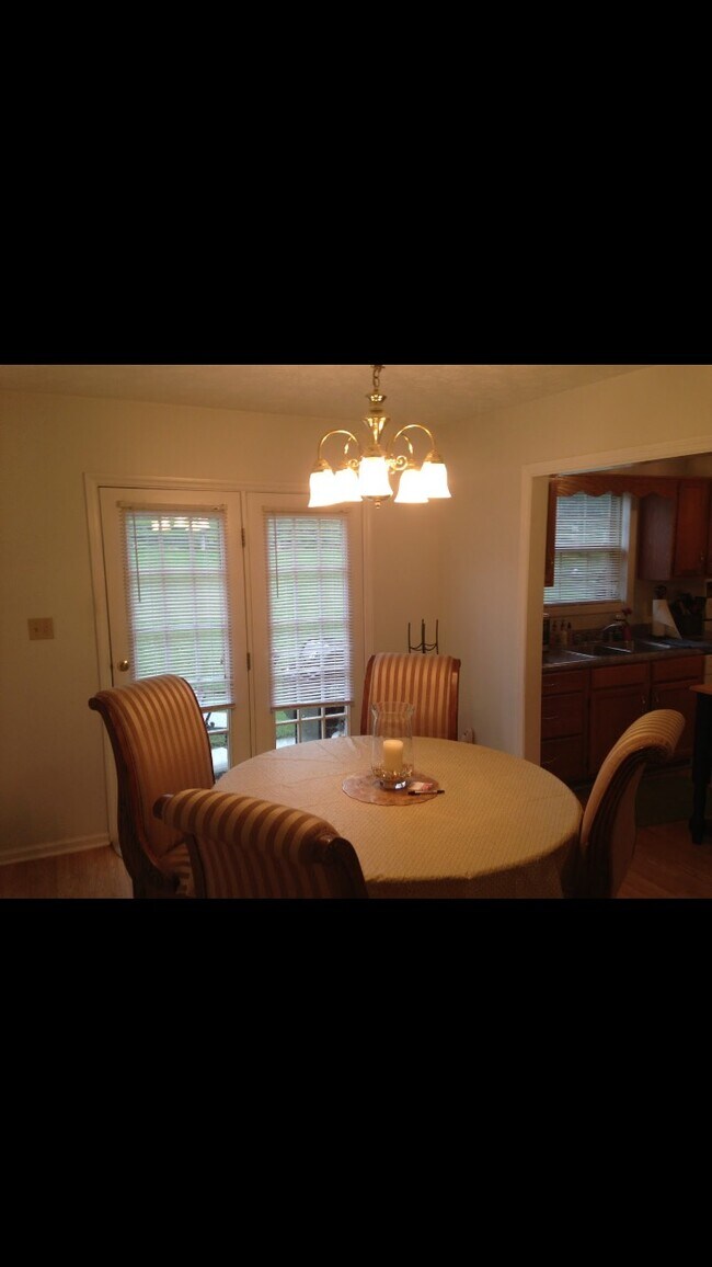 Foto del edificio - 1041 Blackwell Ct