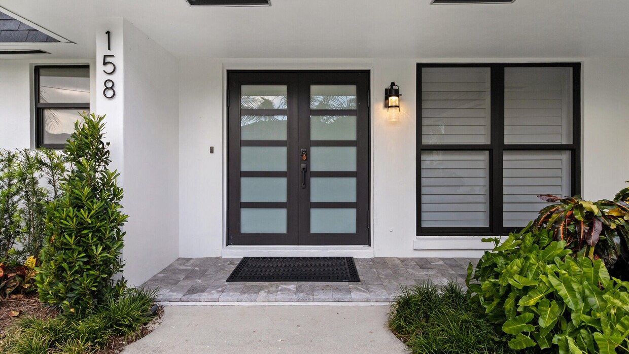 Foto principal - 158 Lucina Dr