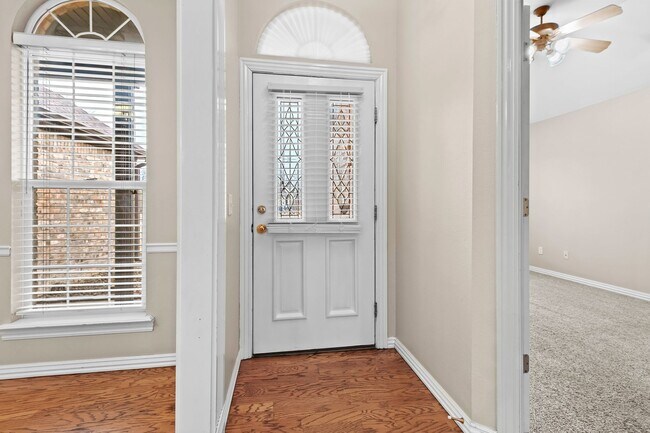 Foto del edificio - Beautiful and Spacious Home!