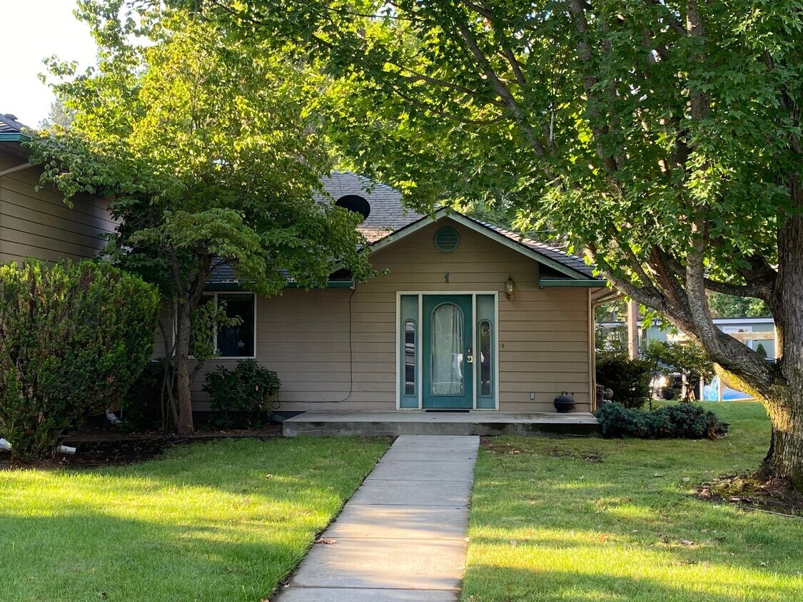 Foto principal - 522 W. Summit Avenue
