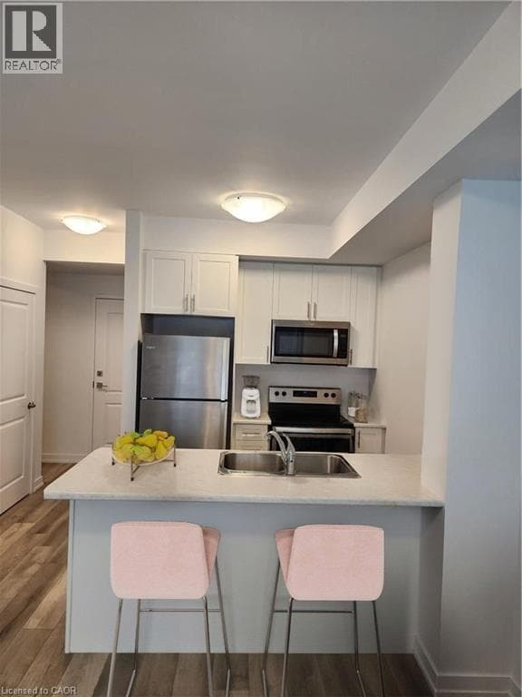 Building Photo - 5055 Greenlane
