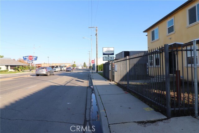 Foto del edificio - 295 E Lerdo Hwy