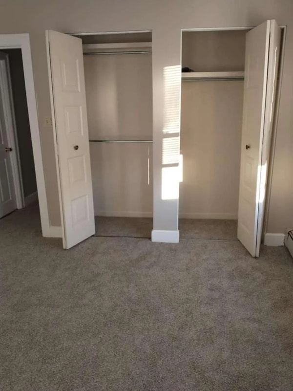 Building Photo - 421 N 2nd St