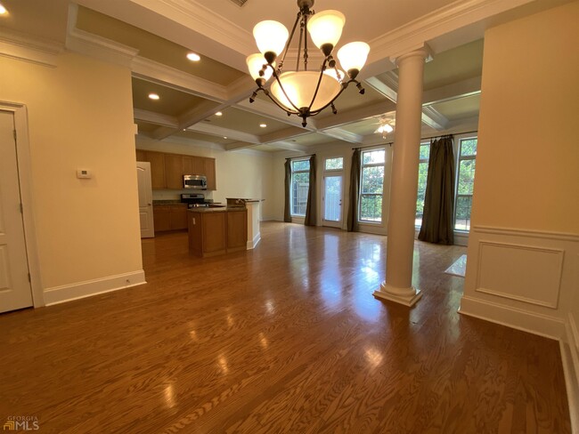 Building Photo - 2887 Laureate Ct