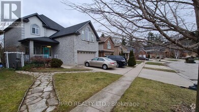 Building Photo - 172 Lena Crescent