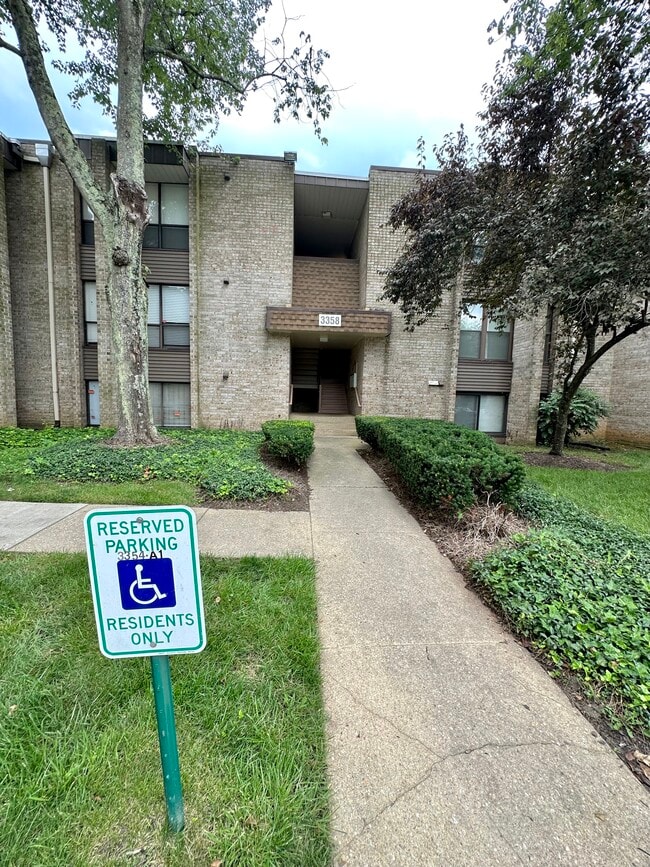 Photo - 3358 Huntley Square Dr Apartment