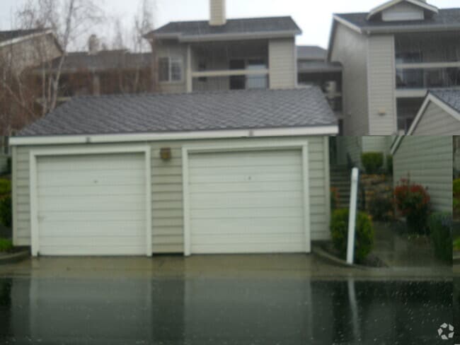 Building Photo - 8055 Mountain View Dr