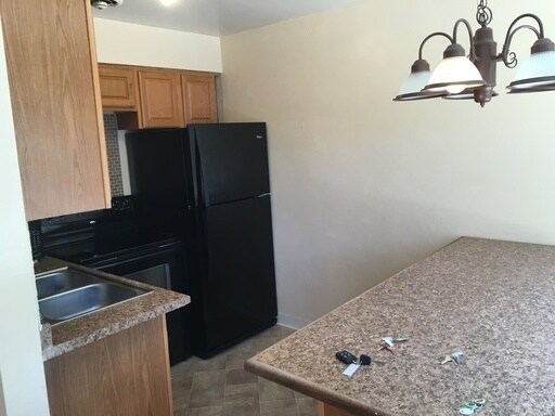 Building Photo - 68 South Wells Avenue Unit 3