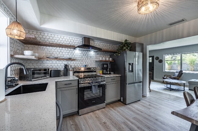 Foto del edificio - 1829 Towhee Ln