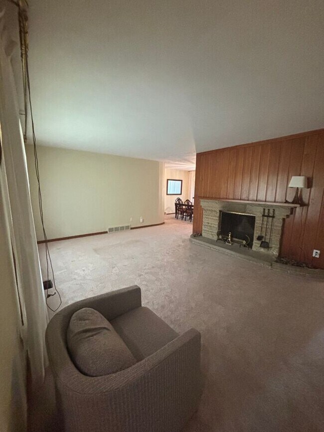 Foto del edificio - Charming 3 beds 2 baths in Mayfield!