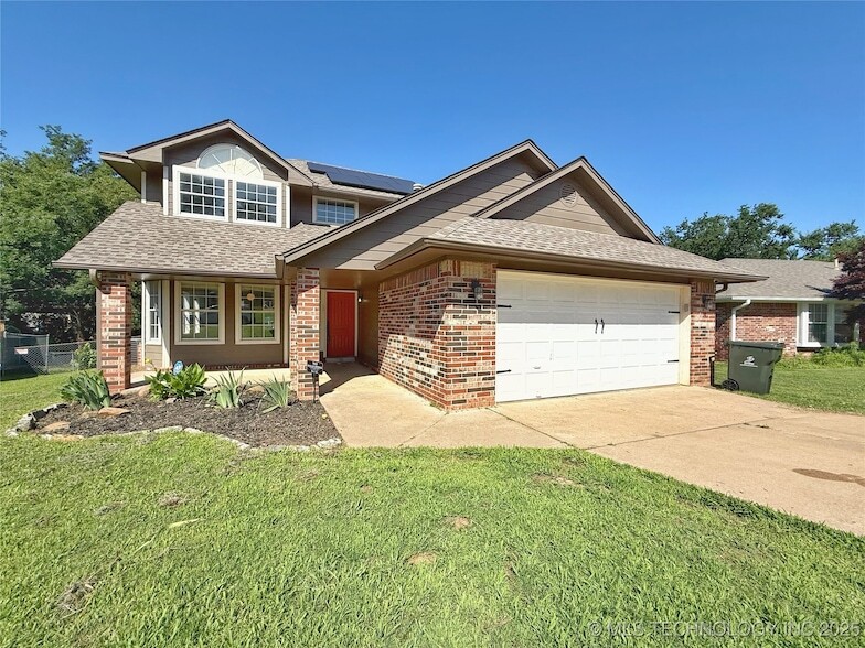 Primary Photo - 3610 E 55th Pl