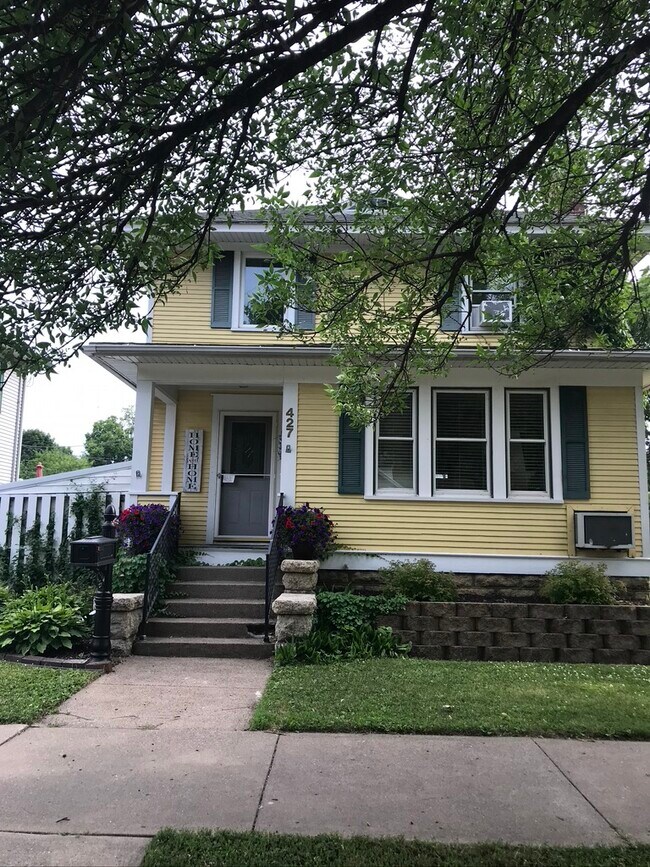 427 W 5th St, Winona, MN 55987 House Rental in Winona, MN