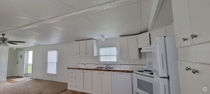 Building Photo - 1026 Jacks Dr