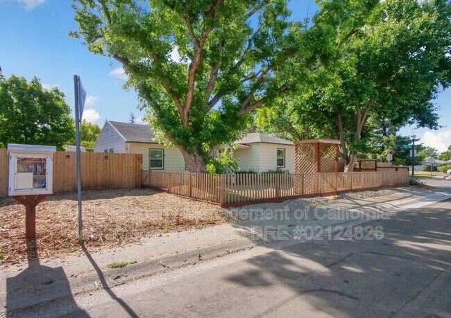 Foto del edificio - 4741 60th St