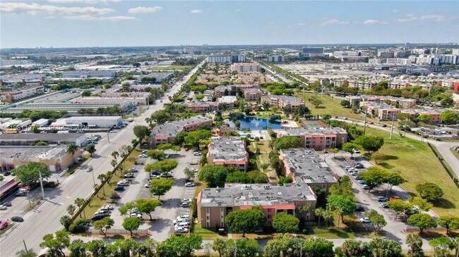 Building Photo - 4800 NW 79th Ave