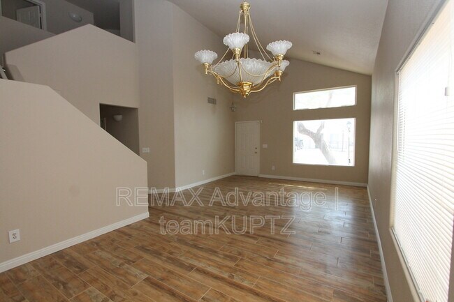 Building Photo - 5416 Leadville Ave