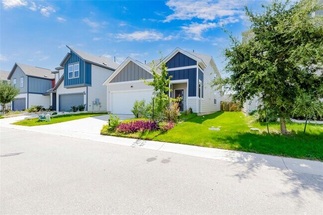 Building Photo - 15805 Oglethorpe Dr