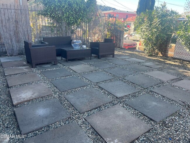 Building Photo - 341 S Ave 56