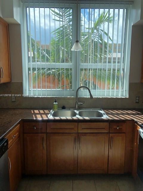 Foto del edificio - 2000 N Bayshore Dr