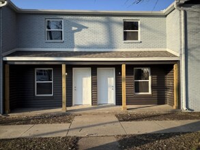Building Photo - 820 Tanner St