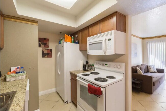 Foto del edificio - Super Cute 1 Bed/1 Bath Condo Near the Strip!