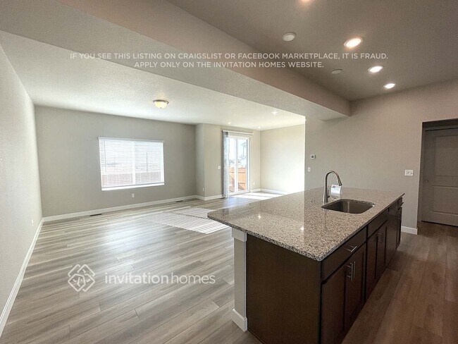 Building Photo - 13623 Arriba Dr