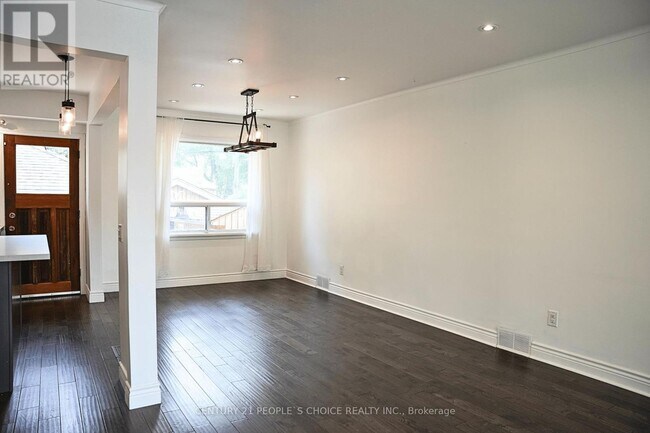 Photo du bâtiment - 7 N Heights Rd