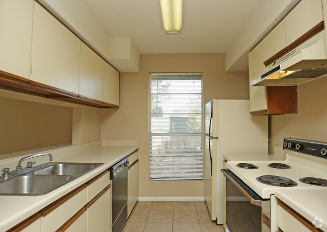 Interior Photo - Cypress Park Apartments