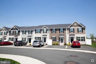 Building Photo - 20 Foxwood Dr