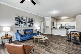 Building Photo - Village of Hawks Creek