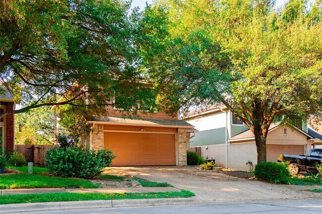Foto del edificio - 15224 Sarah's Creek Dr