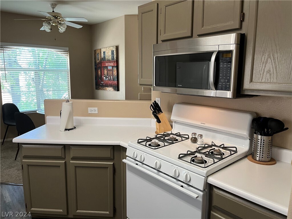 Foto principal - 5525 W Flamingo Rd