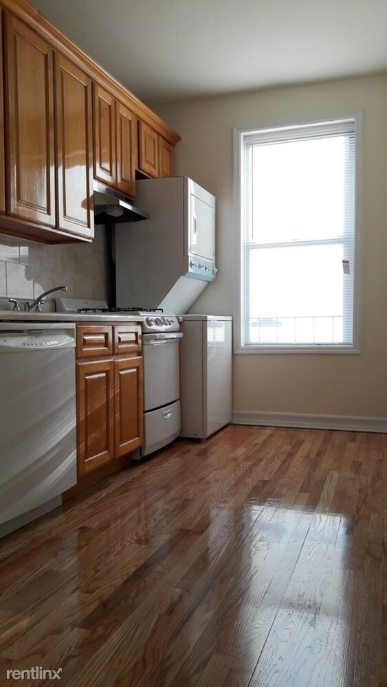 Foto del edificio - 2214 64th St