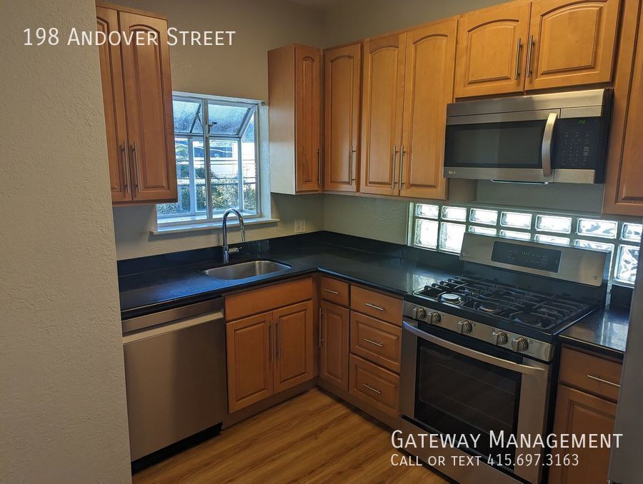 Foto principal - 198 Andover St