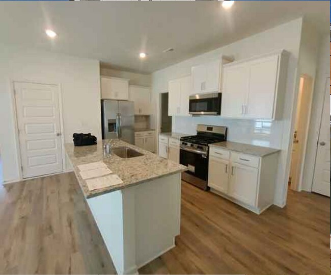 Foto del edificio - 2028 Eaton Pl