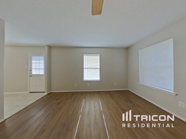 Foto del edificio - 33107 Cottonwood Bend