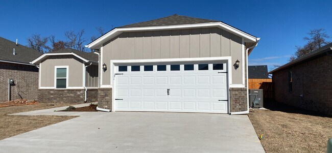 Foto del edificio - Brand New Construction 3 Bedroom 2 Bathroo...