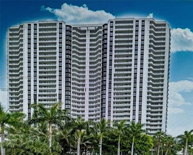 Building Photo - 21055 Yacht Club Dr