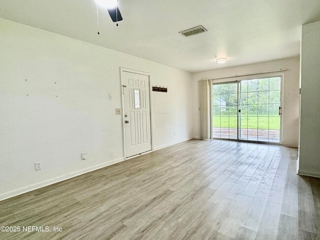 Building Photo - 10857 Dulawan Dr