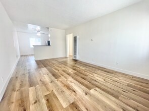 Building Photo - 4341 W 169th St