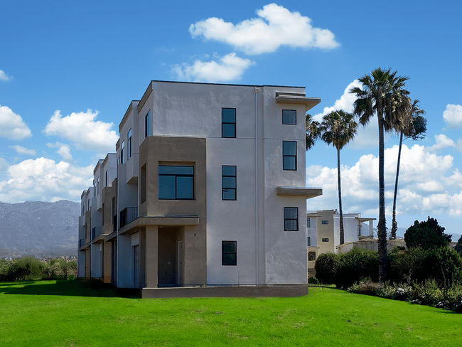 Building Photo - Altitude Apartments