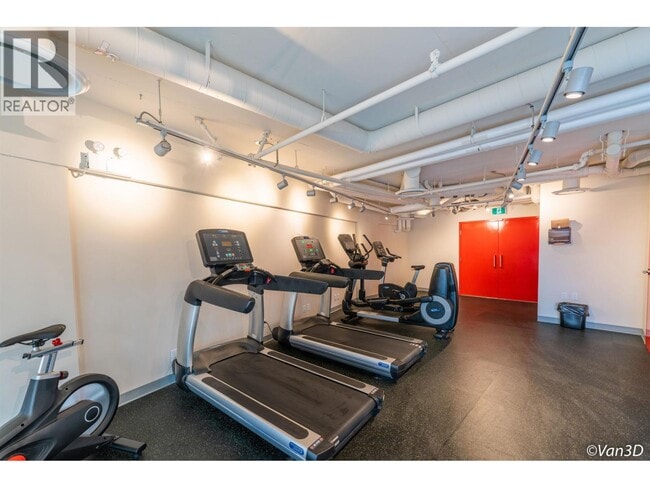 Building Photo - 180 E 2nd Ave