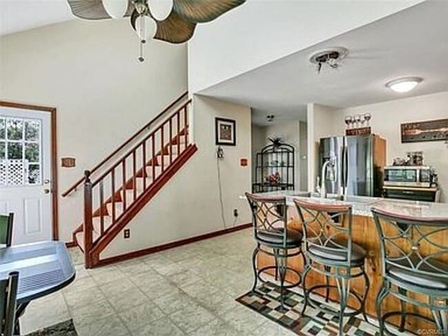 Building Photo - Deer Run Subdivision