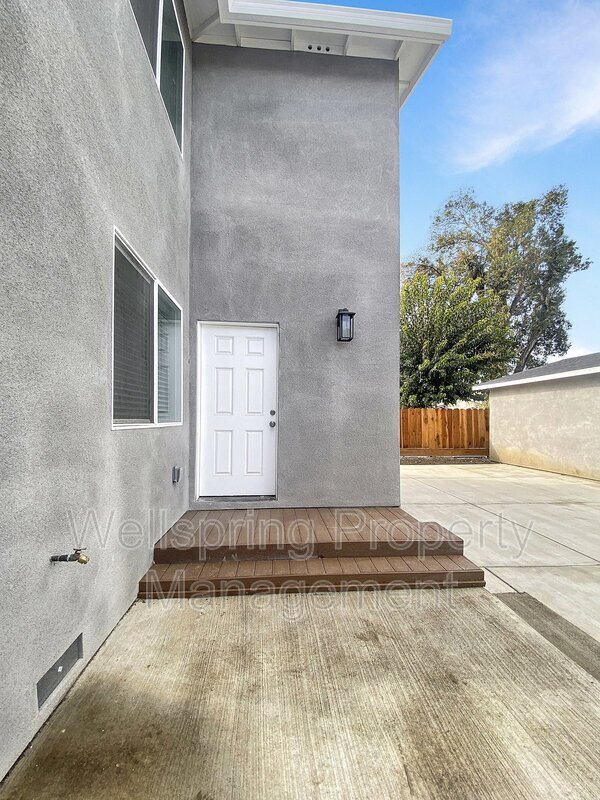 Building Photo - 41 W Highland Ave
